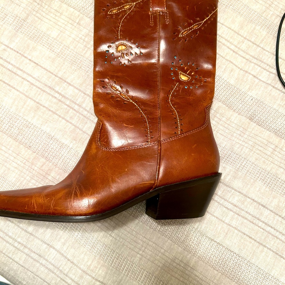 Matisse Albuquerque Prairie Floral cowgirl boot